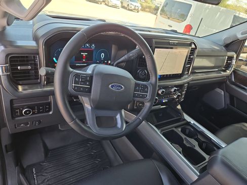Used 2025 Ford F350 Lariat w/ Lariat Ultimate Package AWD/4WD image 10