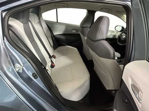 Used 2021 Toyota Corolla LE w/ Carpet Mat Package (TMS) FWD image 28
