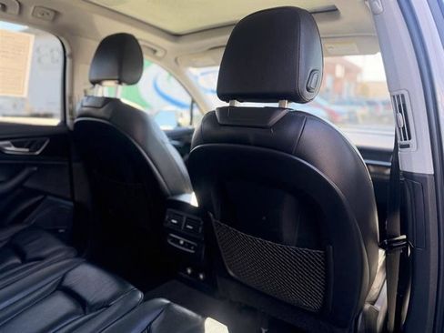 Used 2018 Audi Q7 3.0T Premium Plus image 17