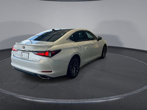 Used 2024 Lexus ES 350 Ultra Luxury w/ Accessory Package (Z2) FWD image 2