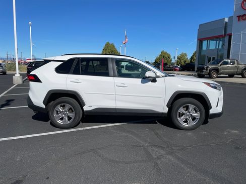 Used 2024 Toyota RAV4 LE AWD/4WD image 2