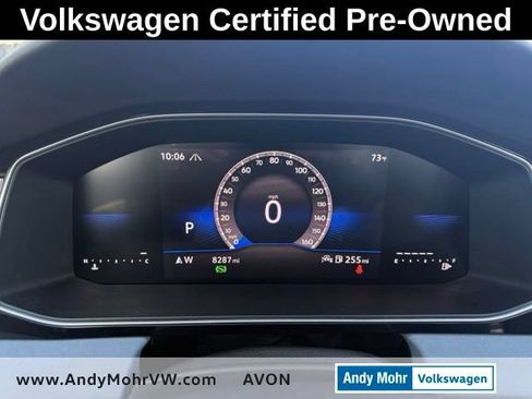 Used 2025 Volkswagen Jetta SE w/ Sunroof Package FWD image 21