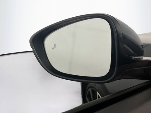 Used 2025 Honda Accord Touring image 16