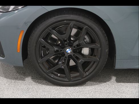 Used 2027 BMW 430i Convertible w/ M Sport Package RWD image 24