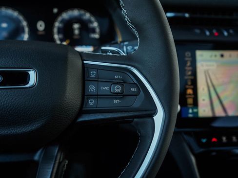 New 2026 Jeep Grand Cherokee Limited image 22