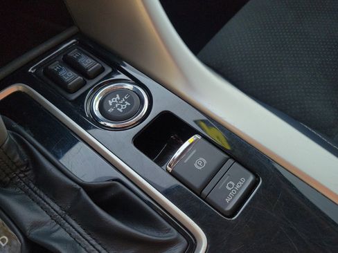 Used 2024 Mitsubishi Eclipse Cross AWD image 8