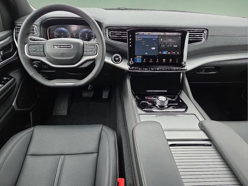 New 2026 Jeep Grand Wagoneer L Limited w/ 8-Passenger Seating Package AWD/4WD image 11