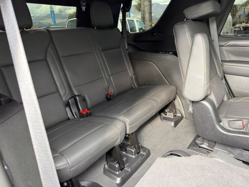 Used 2024 Chevrolet Tahoe Z71 w/ Luxury Package image 14