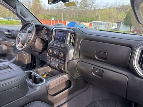 Used 2020 Chevrolet Silverado 1500 LTZ w/ LTZ Plus Package image 32