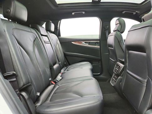 Used 2019 Lincoln Nautilus Reserve AWD/4WD image 32