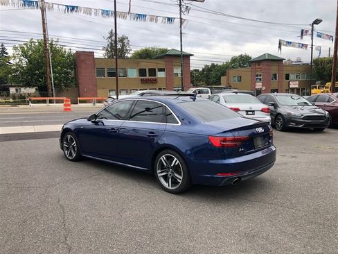 Used 2017 Audi A4 2.0T Prestige w/ Prestige Package AWD/4WD image 3