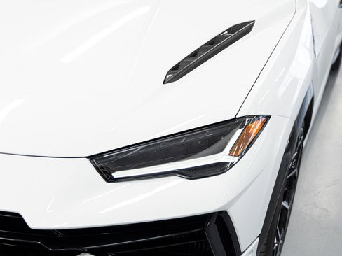 Used 2024 Lamborghini Urus Performante image 10