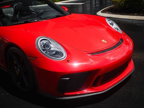 Used 2019 Porsche 911 Speedster RWD image 12