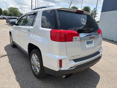 Used 2017 GMC Terrain SLT w/ Driver Alert Package I AWD/4WD image 3