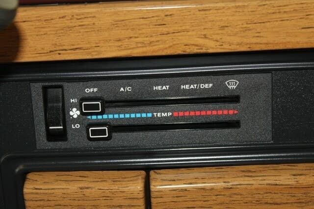 Used 1989 Jeep Grand Wagoneer AWD/4WD image 22