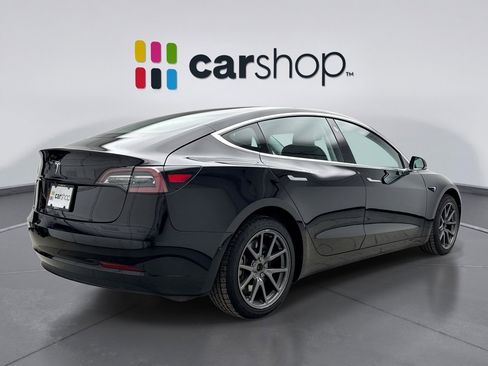 Used 2019 Tesla Model 3 Standard Range Plus image 5