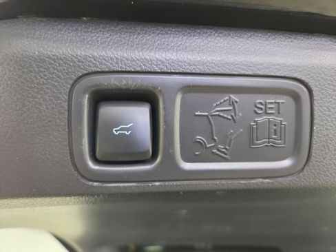 Used 2022 Ford Expedition Max Limited AWD/4WD image 30