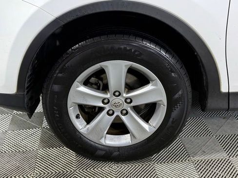 Used 2014 Toyota RAV4 XLE image 15