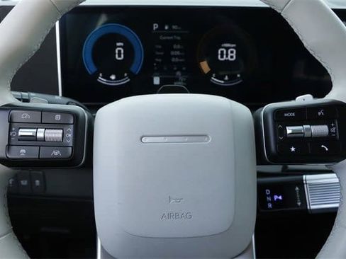 Certified 2025 Hyundai Santa Fe SEL image 12