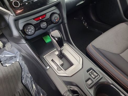 Used 2018 Subaru Crosstrek 2.0i Premium image 15