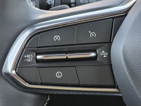 New 2025 Chevrolet Traverse LT w/ Driver Confidence Package image 34