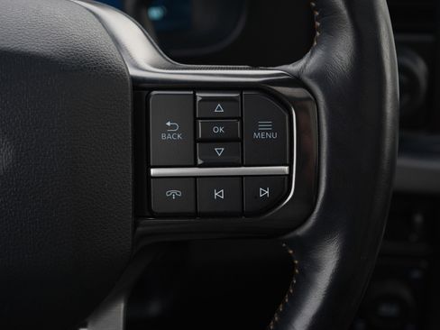 Used 2024 Ford F250 Platinum image 29