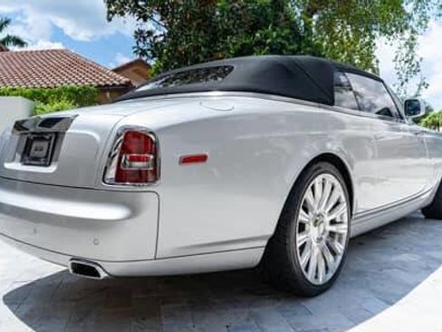 Used 2014 Rolls-Royce Phantom Drophead Coupe image 6