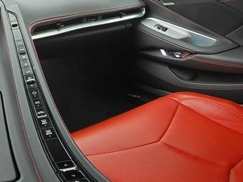 Used 2022 Chevrolet Corvette Stingray Coupe w/ 1LT RWD image 14