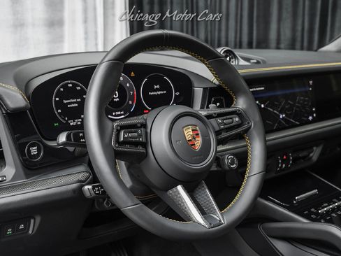 Used 2025 Porsche Cayenne GTS image 9