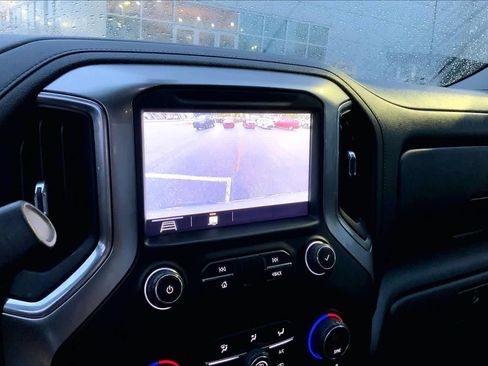 Used 2019 Chevrolet Silverado 1500 LT AWD/4WD image 27