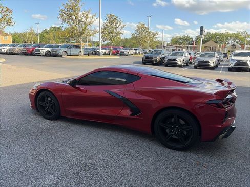Used 2021 Chevrolet Corvette Stingray Coupe w/ Z51 Performance Package RWD image 4