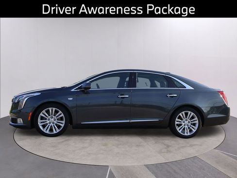 Used 2019 Cadillac XTS Luxury image 5