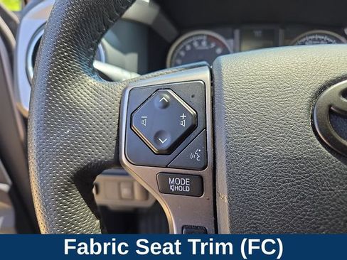 Used 2019 Toyota Tacoma SR5 AWD/4WD image 7
