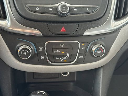 Used 2019 Chevrolet Equinox LT AWD/4WD image 29
