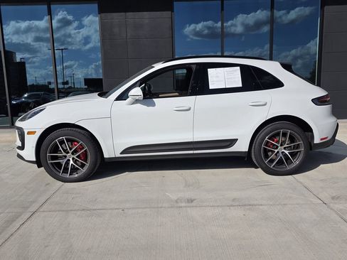 Used 2025 Porsche Macan S image 2