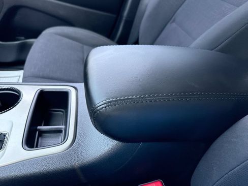 Used 2012 Jeep Grand Cherokee Laredo w/ Laredo E Group AWD/4WD image 21