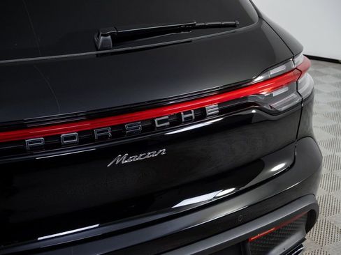 New 2026 Porsche Macan AWD/4WD image 37
