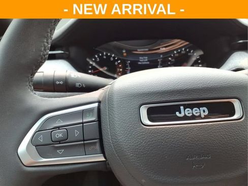 Used 2024 Jeep Compass Latitude AWD/4WD image 20