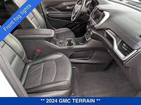 Certified 2024 GMC Terrain SLT image 37