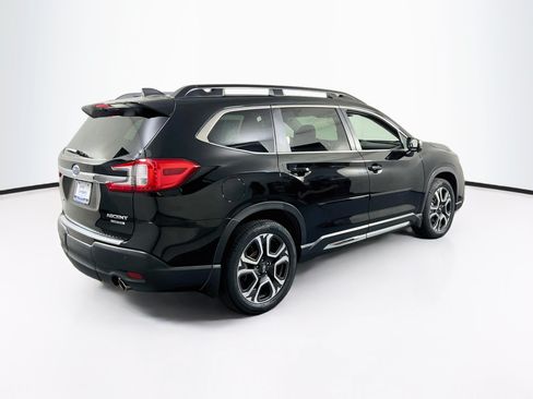 Used 2023 Subaru Ascent Limited w/ Technology Package AWD/4WD image 5