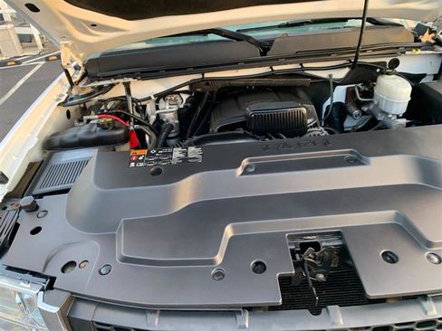 Used 2011 GMC Sierra 3500 W/T w/ Snow Plow Prep Package image 37