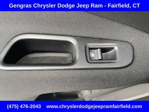 Certified 2021 Jeep Renegade Latitude AWD/4WD image 36