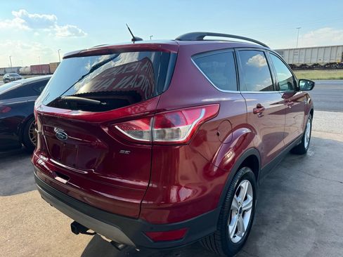 Used 2016 Ford Escape SE w/ Equipment Group 201A image 18