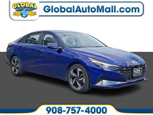 Used 2023 Hyundai Elantra Limited w/ Cargo Package image 1