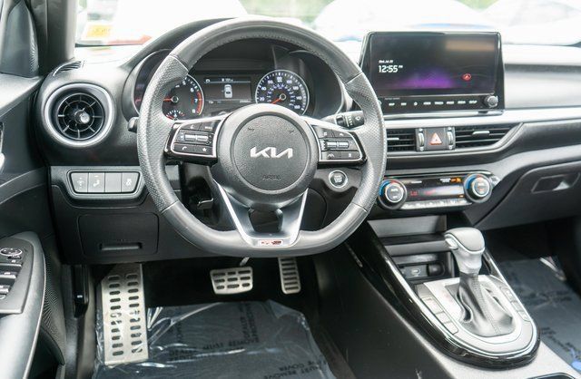 Used 2023 Kia Forte GT-Line w/ GT-Line Premium Package FWD image 14