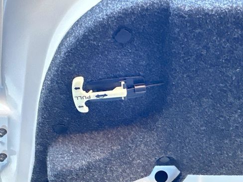 New 2025 Nissan Versa SV w/ Trunk Package image 21