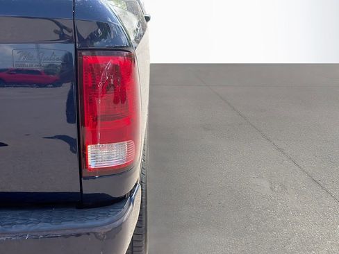 Used 2013 RAM 1500 Express RWD image 11