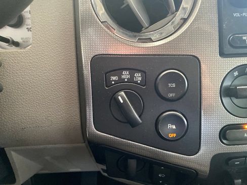 Used 2009 Ford F350 XL AWD/4WD image 22