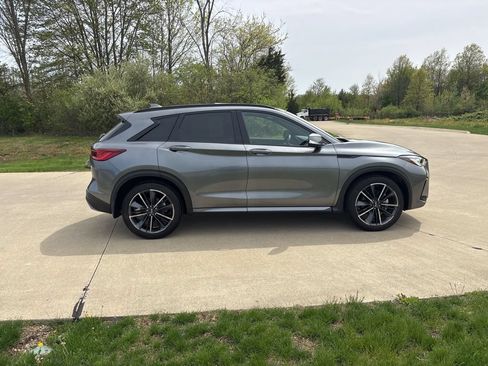 Used 2024 INFINITI QX50 Sport FWD image 10