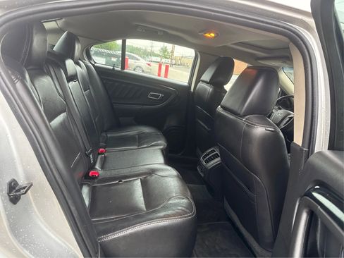 Used 2011 Ford Taurus Limited w/ 301A Rapid Spec Order Code image 23